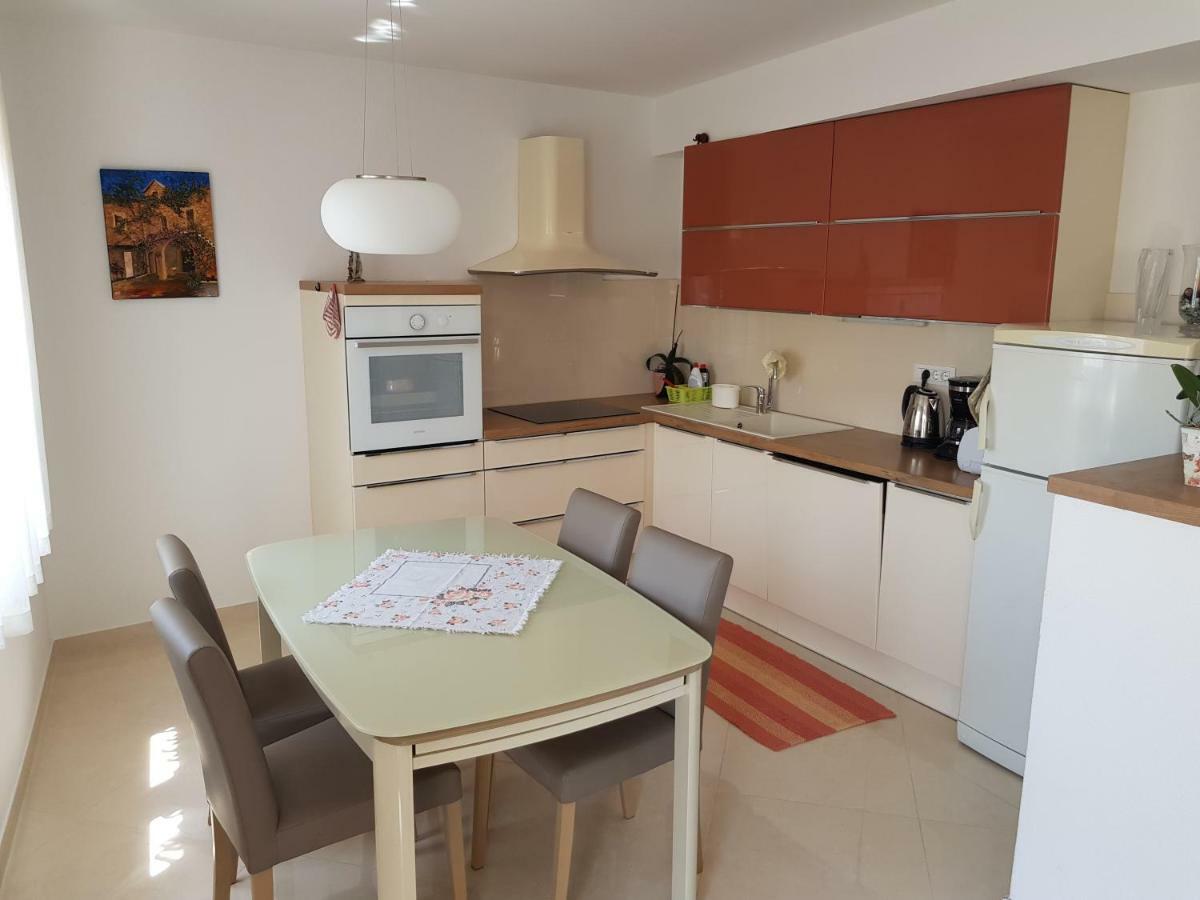 Apartments Dvor - Ap1, Ap2, Ap3 Башка-Вода Экстерьер фото